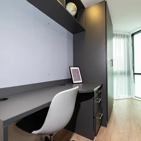 Beckett House - Aparto
